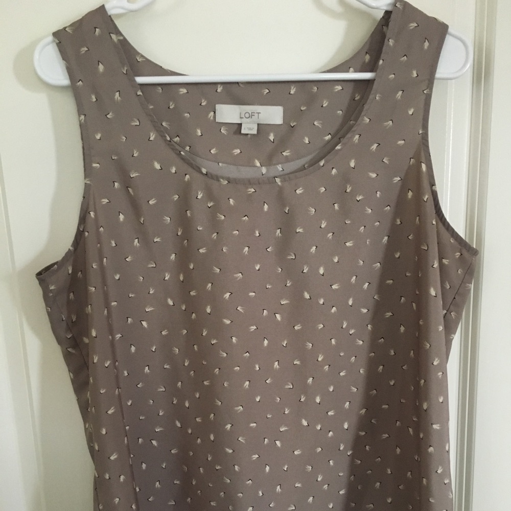 Sleeveless shell